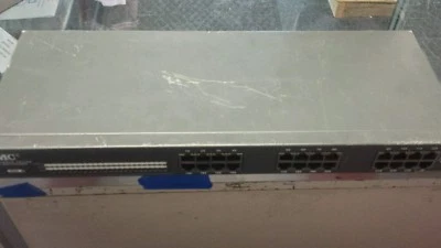 SMC EZ switch 10/100 EZ1024DT 24 Port External Switch with crossover switch - Image 1 of 4