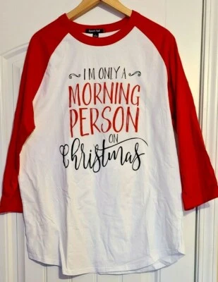 Camiseta de Navidad Sport-Tek para mujer manga 3/4 roja. X-Large Foto 1 de 4