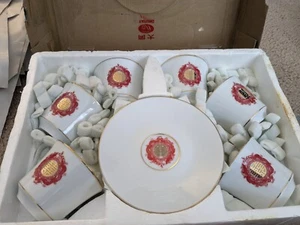Set of 6 Brand New Chinese Ceramic Gold Trim Tea Cup and Saucer - Picture 1 of 3