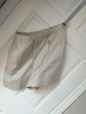 全新带标签 Carolina Blues 女式卡其色棕色短裤 10 码 — 第 1/4 张图片