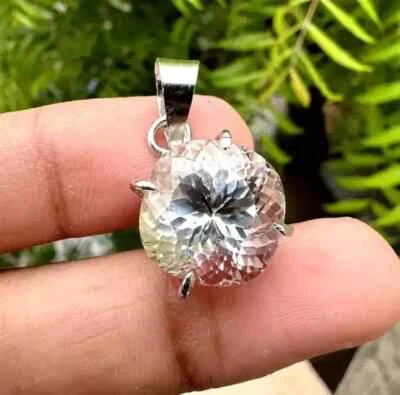 Colgante de piedras preciosas de 45 quilates de zafiro blanco natural de Ceilán corte redondo certificado AGL Foto 1 de 4