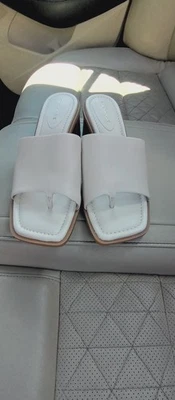 Alex Marie  Square Toe 2.5”  Heels Padded Insole Size  9W - Imagem 1 de 4