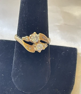 Винтажное кольцо из золота 14 карат с бриллиантом - Изображение 1 из 4