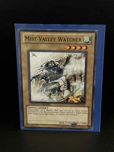 Mist Valley Watcher - GLD3-EN001 - Common - Limited Edition Gold Series 3 Yu-Gi- - Picture 1 of 1