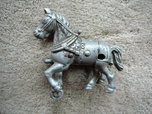 STANLEY TOYS - Vintage CAST ALUMINUM PAIR OF DRAFT WAGON HORSES - PARTS REPAIR - Picture 1 of 6