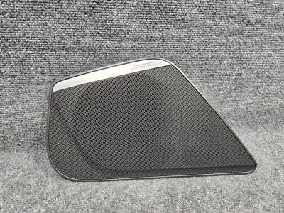 AUDI S6 2013-2018 PUERTA LATERAL DEL PASAJERO DELANTERO DERECHO BOSE ALTAVOZ CUBIERTA OEM Foto 1 de 4