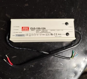 ALIMENTATORE LED CLG-150-12 Mean Well 100-240VAC, 50/60 Hz, 12 VDC, 11A NUOVO - Foto 1 di 2