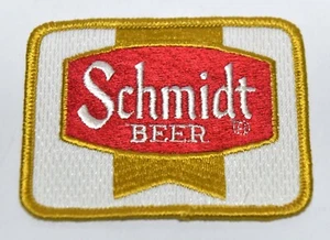 VINTAGE NOS SCHMIDT BIER BESTICKTER AUFNÄHER 2 3/4 x 3 1/2 - Bild 1 von 2