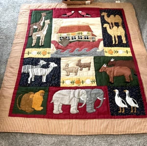Williamsburg 50" x 60" Child's Noah's Ark Quilt w/Matching Pillow New - Picture 1 of 7