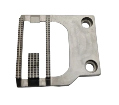 Feed dog #2130105-223 for Toyota D530, Consew 175 — 第 1/3 张图片