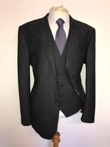 TED BAKER -Mens 3 Piece DARK GREY Check WOOL SUIT - 48 Reg - W42 L32 - WORN ONCE - Picture 1 of 13