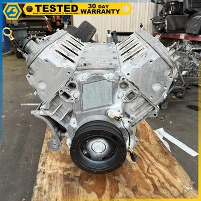 Chevrolet Corvette C6 2005 motor V8 LS2 6,0 L Foto 1 de 4