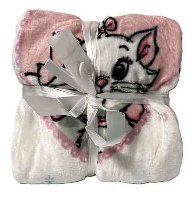 Супермягкое дорожное одеяло Disney Aristocats Duchess the Cat 40 x 50 дюймов - Изображение 1 из 3