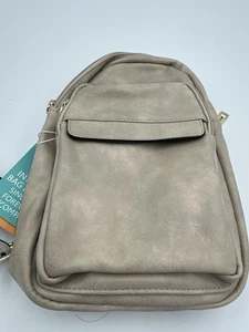 UHIW Beige Kunstleder Rucksack Handtasche mit Vorder- & Gesäßtasche + Schlüsselanhänger Neu mit Etikett - Bild 1 von 13