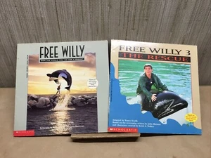 Lot Of 2 Scholastic Free Willy Paperback Books. - Picture 1 of 10