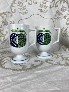 Set of 2 Apple Footed Vintage MCM Retro Mugs Stoneware - Picture 1 of 5