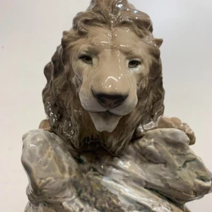 Lladro Plains Hero Lion Figurine 01008656 Used Good Condition - Picture 1 of 20