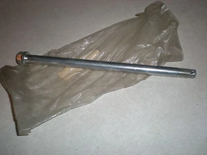NEW NOS Yamaha Wheel Axle AT2 AT3 CT2 CT3 DT 125 175 MX TY YZ 250 175 - Picture 1 of 1