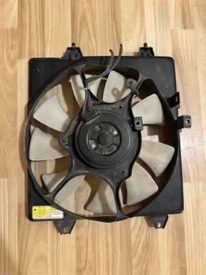 2003-2006 Mitsubishi Lancer Evolution Evo 8 & 9 Radiator FAN ASSEMBLY OEM - Image 1 of 2
