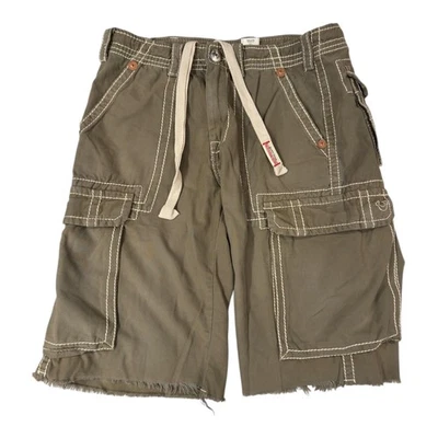 Pantalones Cortos Carga True Religion 33 Dobladillo Deshilachado Verde Oliva Puntada en Contraste Estilo Y2K Foto 1 de 4