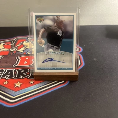 Dontrelle Willis 2006 ВЕРХНЯЯ ПАЛУБА «INKREDIBLE» С АВТОГРАФОМ #IK-WI FLORIDA MARLINS! - Изображение 1 из 2