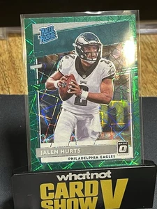 2020 Donruss Optic Rated Rookies Jalen Hurts #164 Green Velocity Prizm Rookie RC - Foto 1 di 2