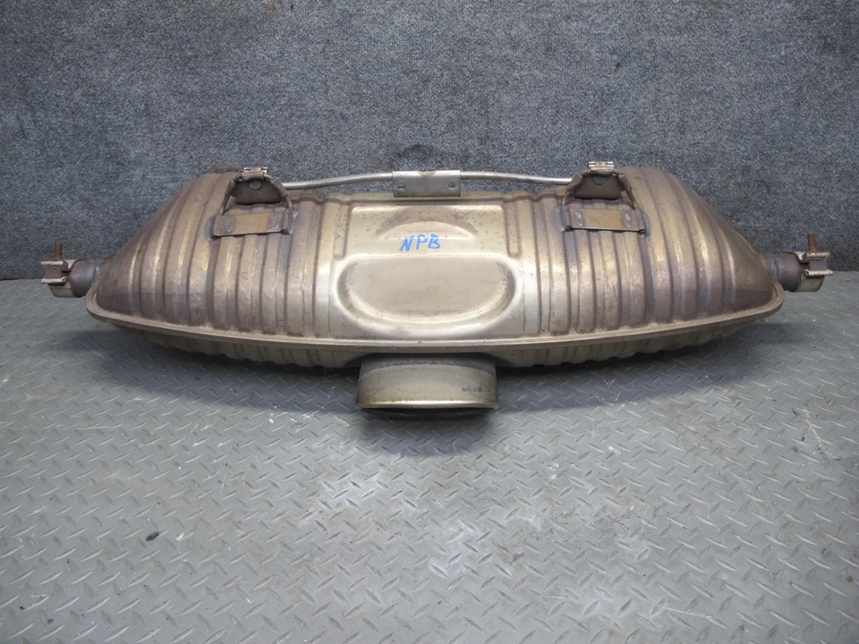 Silenciador escape trasero PORSCHE BOXSTER 986 1997-1999 2,5 L CON PUNTA 99611112107 Foto 1 de 4