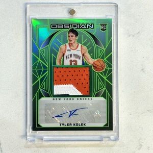 2024-25 Panini Obsidian #218 Tyler Kolek Rookie Patch Auto Green /25 Rc RPA - Bild 1 von 2