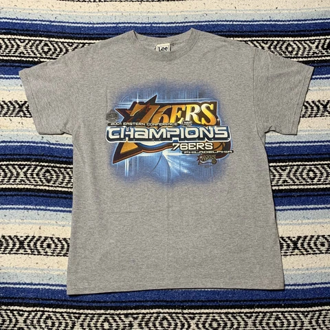 Sz L- Vintage Philadelphia 76ers 2001 Eastern Conference Champs shirt gray mens Cover