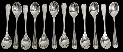 TIFFANY & CO COLONIAL 12 CUCHARAS DE HELADO PLATA ESTERLINA 5" Foto 1 de 4
