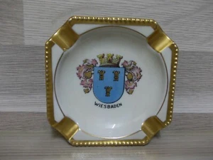 ASCHENBECHER JOSEF KUBA WIESAU. J.K Decor Carlsbad Wiesbaden Wappen - Bild 1 von 2