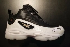 Allen Iverson Signed Reebok Legacy Shoe Philadelphia 76ers JSA AUTHENTIC PHOTO - Picture 1 of 10