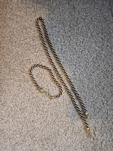 19" Vintage Schwarz & Gold Metall Twist Halskette und Armband Modeschmuck - Bild 1 von 3