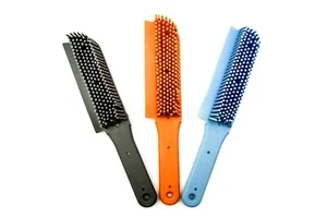 2in1 Dog Cat Pet Multi Use Hair Remover RUBBER BRUSH to broom Indoor & Outdoor - Picture 1 of 6