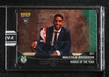 2016-17 Panini Instant NBA Award Winners Green /5 Malcolm Brogdon Rookie Auto RC