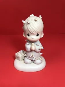 Precious Moments May Your Christmas Be Delightful Boy 1991 barco marca 5"" de alto - Imagen 1 de 7
