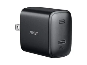 20W Fast Charging Adapter - Picture 1 of 7