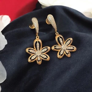 Gorgeous 1.18 TCW Round Brilliant Cut Diamonds Floral Dangle Earrings 14K Gold - Picture 1 of 14