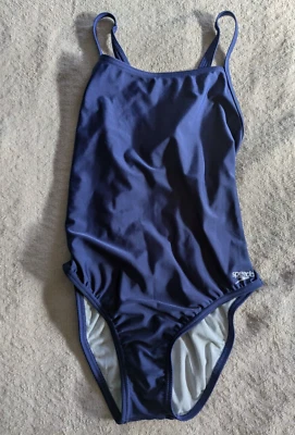 Traje de baño SPEEDO de una pieza para mujer 6/32 traje de baño liso azul marino Foto 1 de 4