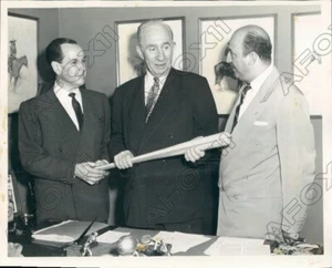 1953 Mexikanische Baseball-Liga Eduardo Q Pittman & Anuar Canavati Pressefoto - Bild 1 von 2