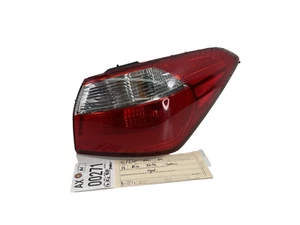 2014 2016 KIA FORTE RIGHT SIDE TAIL LIGHT LAMP OEM 92402A7000 - Picture 1 of 13