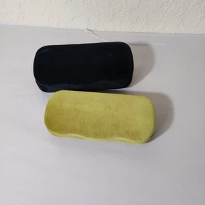 Lot Of 2 Gucci Eyeglasses Sunglasses Velvet Clamshell Hard CASE ONLY - Picture 1 of 6