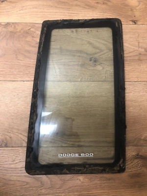 Dodge 400, 600, Chrysler LeBaron 2 puertas: 1982 - 1986, cuarto de cristal trasero derecho Foto 1 de 4