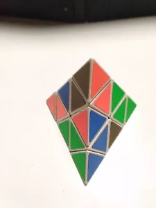 Vintage Pyraminx 1981 Pyramid Rubix Cube Type Puzzle By Tomy - Bild 1 von 7