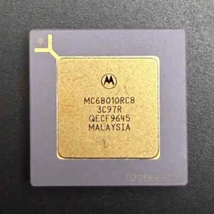 Motorola MC68010RC8 CPU 32Bit MC68010 Processor PGA68 8MHz CISC Microprocessor - Picture 1 of 5