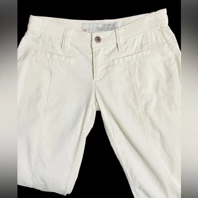 Guess Co Stretch 81 vintage Never worn White 26 Tiny Ribbed Textured Thin Cords - Image 1 of 4