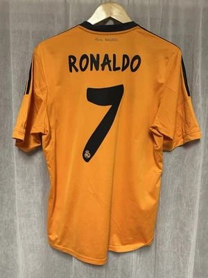 Camiseta de fútbol 2013 Real Madrid Cristiano Ronaldo Foto 1 de 4