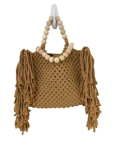 Bolso de Mano Boho Tejido a Mano Beige con Flecos con Asas de Cuentas de Madera Excelente - Imagen 1 de 10