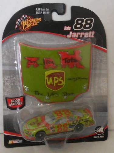 Dale Jarrett #88 2005 UPS/Juguetes para niños 1:64 con imán de capó Foto 1 de 1