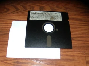 General Knowledge Builder Commodore 64 C64 Program on 5.25" disk - Tested - Photo 1/1